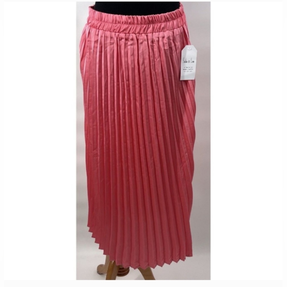 Sadie & Love Pleated skirt